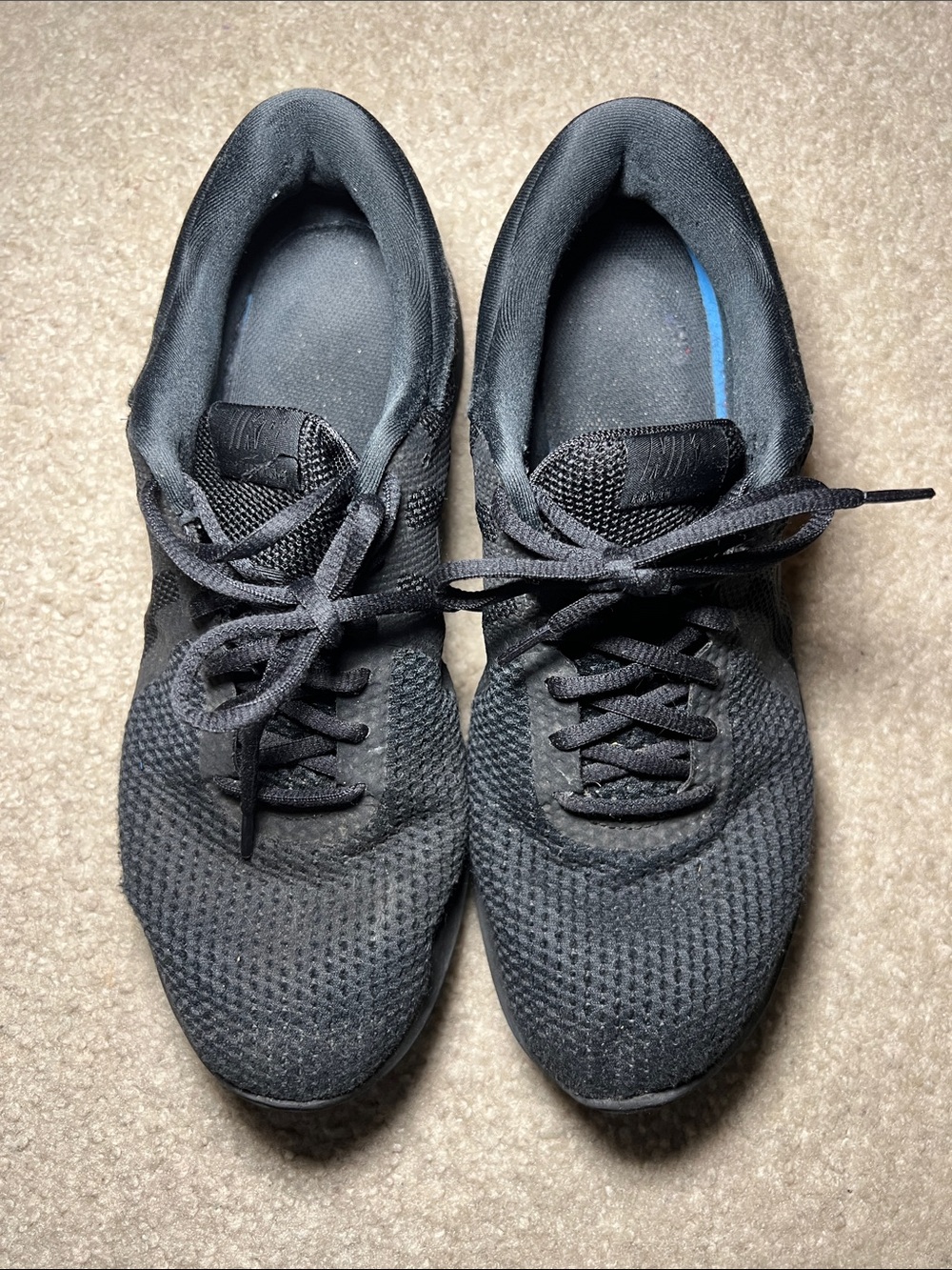 Nike Mens Revolution 4 Black Knit Running Sneakers